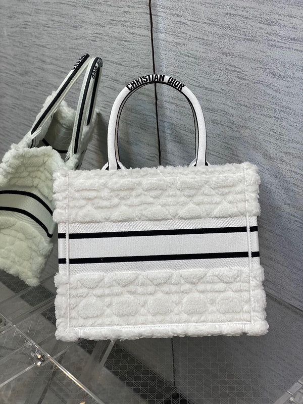 Disarh - Dir Bags - 1913