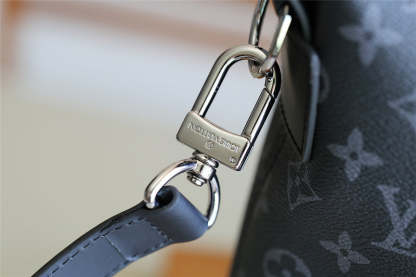 Disarh Fashion Lu-Vi bags - 9887