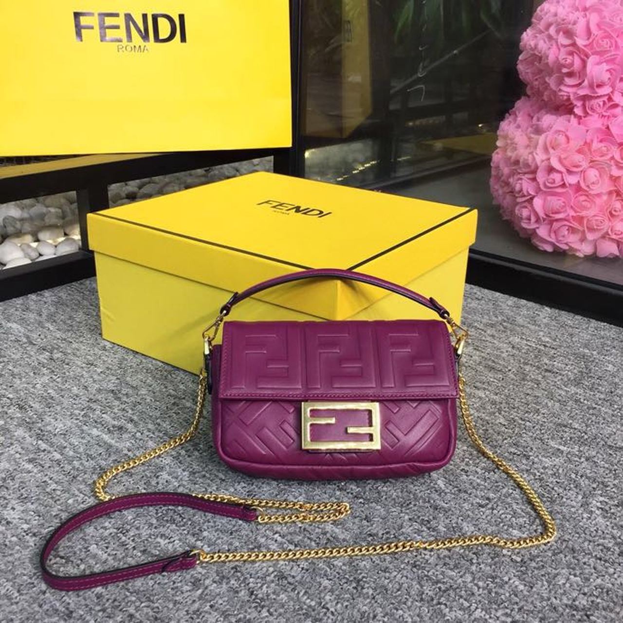 FI Baguette Nappa Purple For Women, Women&#8217;s Handbags, Shoulder And Crossbody Bags 7.4in/19cm FF 8BS017