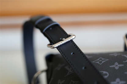 Disarh Fashion Lu-Vi bags - 9887