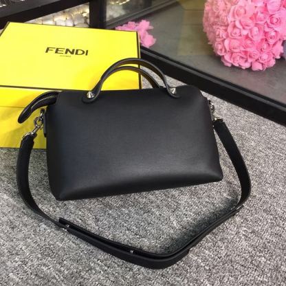 FI By The Way Medium Bag Black For Women, Women&#8217;s Handbags, Shoulder And Crossbody Bags 10.6in/27cm FF 8BL1461D5F0GXN