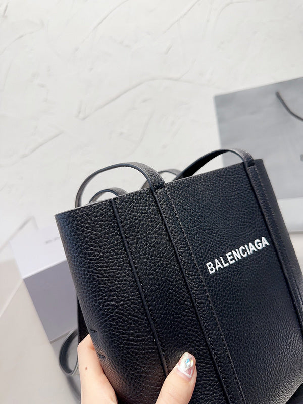 Disarh Fashion - BGA Bags - 1596