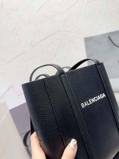 Disarh Fashion - BGA Bags - 1596