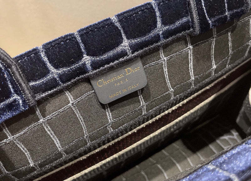 Disarh - Dir Bags - 2600