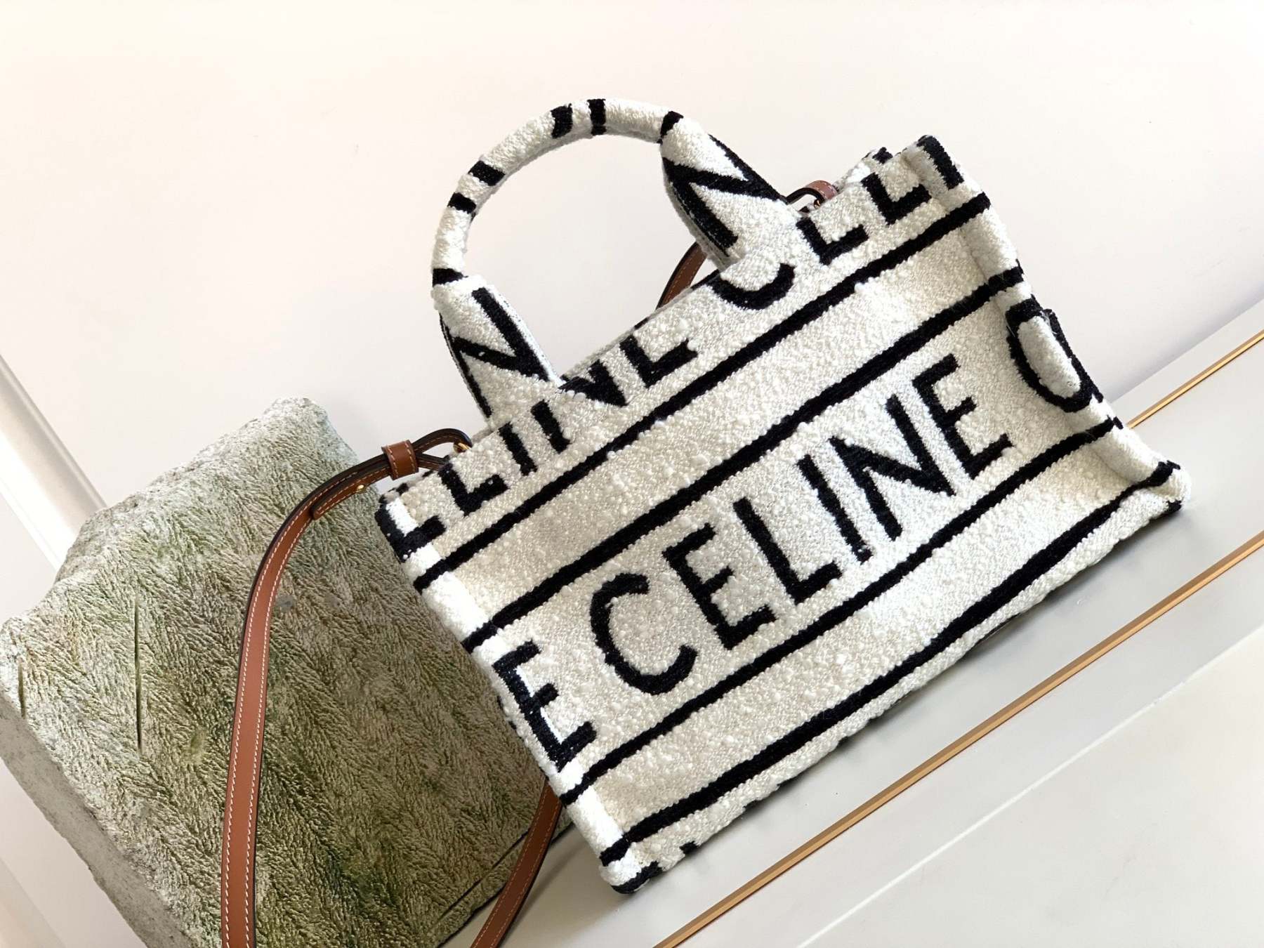 CE Small Cabas Thais In Textile With CE All-Over White / Black For Women 11in/29cm 199162EG8.01WB