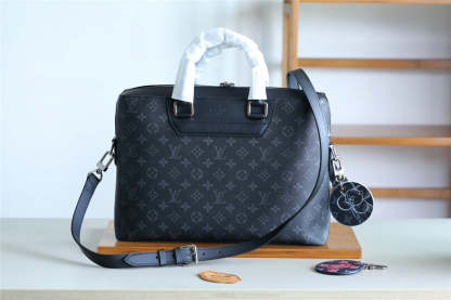 Disarh Fashion Lu-Vi bags - 9883