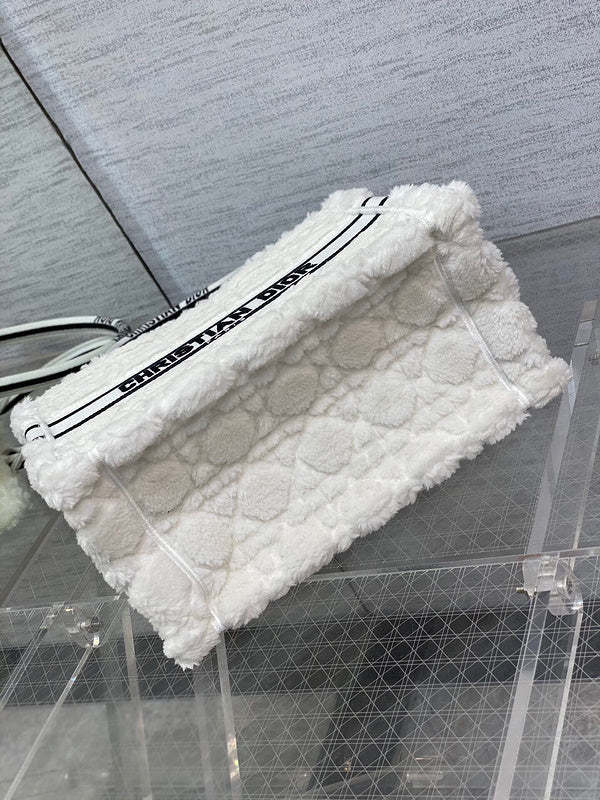 Disarh - Dir Bags - 1913