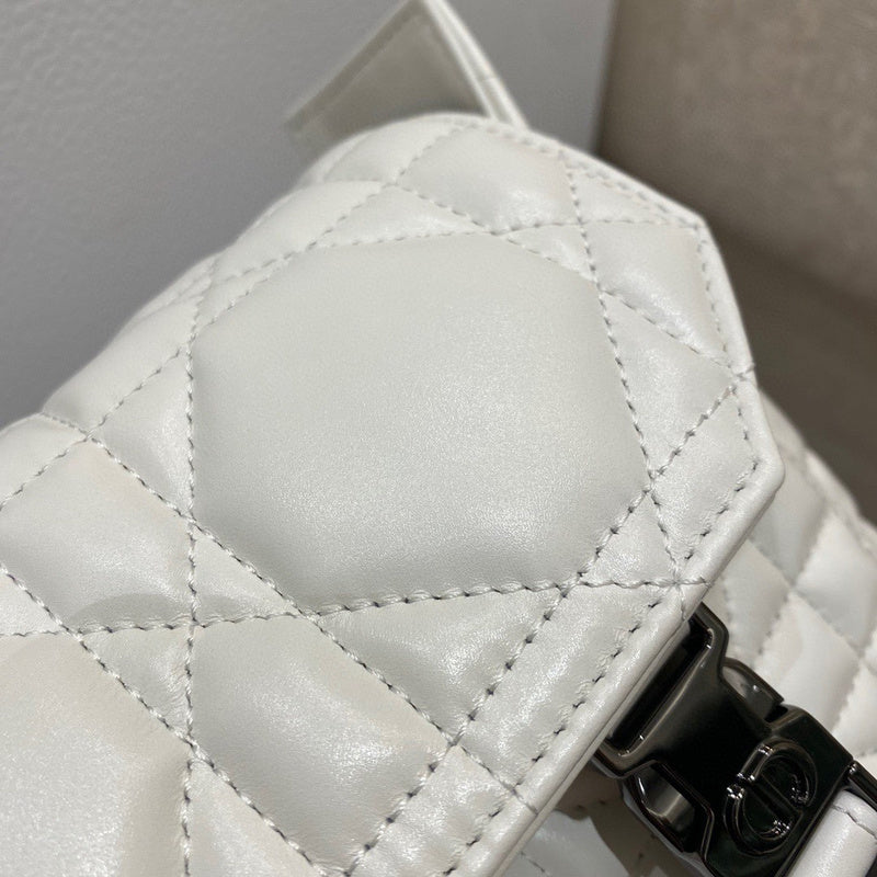 Disarh - Dir Bags - 2104