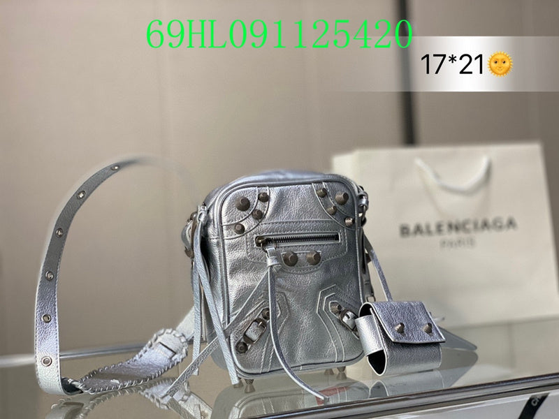 Disarh Fashion - BGA Bags - 1972