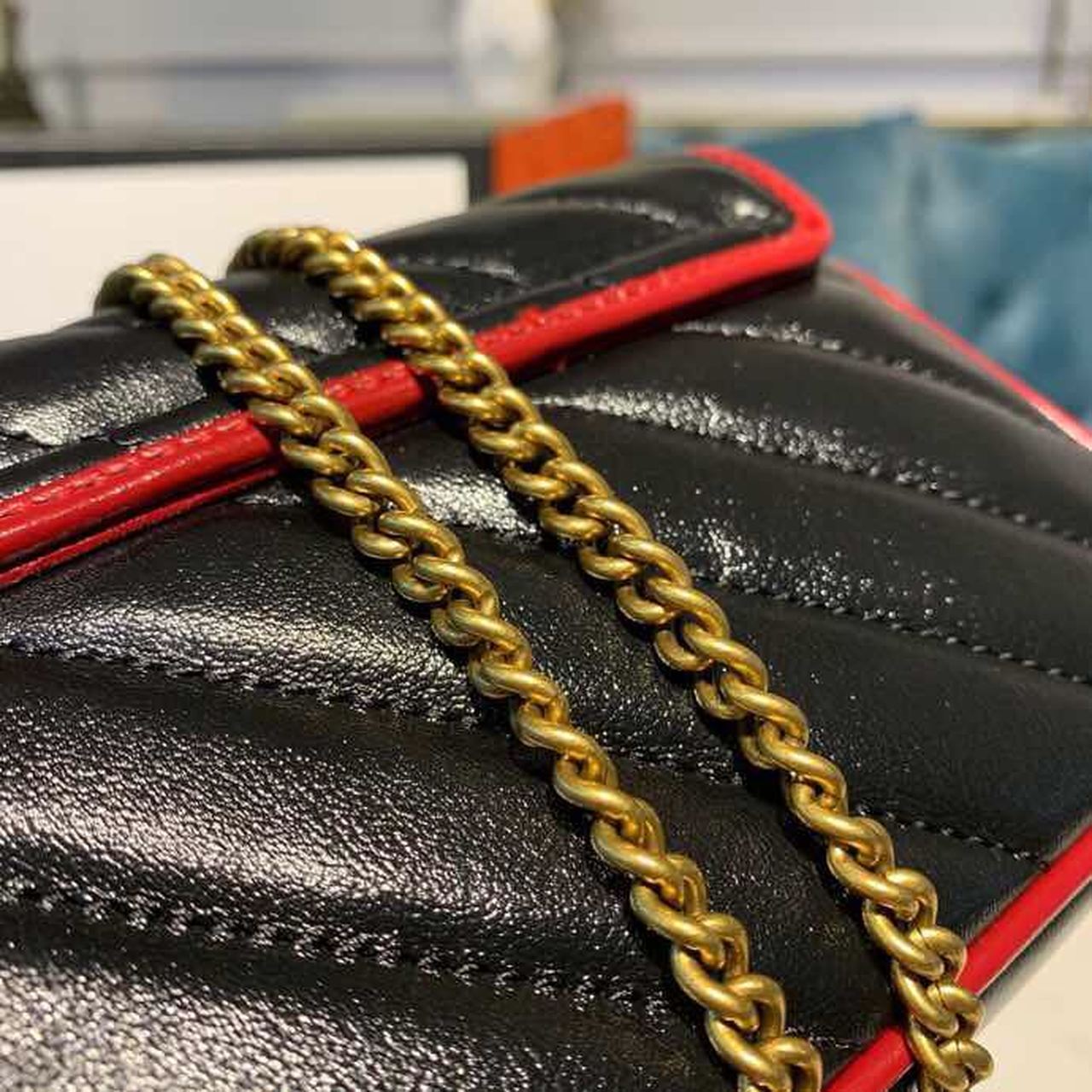 gg Marmont Diagonal Matelass Shoulder Bag Black Red For Women 10in/26cm gg 443497