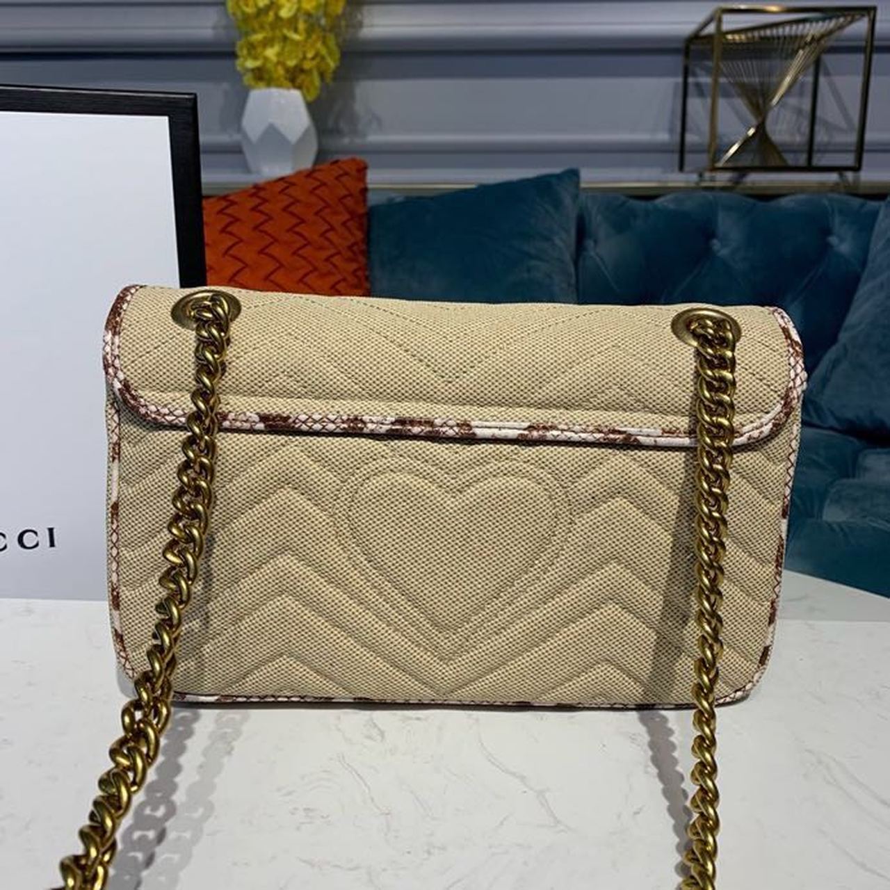 gg Marmont Raffia Straw Shoulder Bag Cream/Brown/Beige gg Chevron Matelassé Raffia Effect Fabric For Women 10in/26cm gg  ‎443497