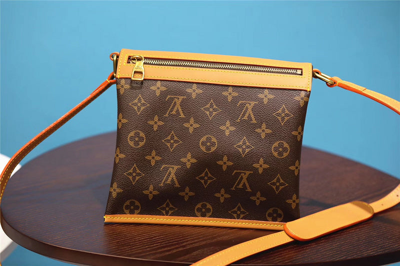 Disarh Fashion Lu-Vi bags - 10454