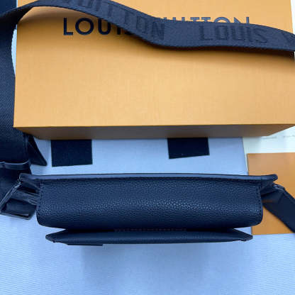 Disarh Fashion Lu-Vi bags - 9984