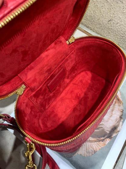 Disarh - Dir Bags - 1945