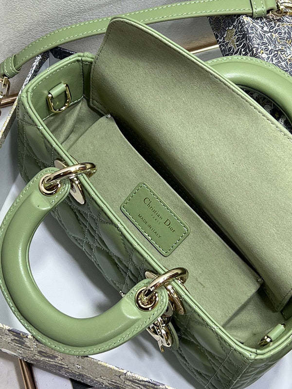 Disarh - Dir Bags - 702