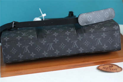 Disarh Fashion Lu-Vi bags - 9833