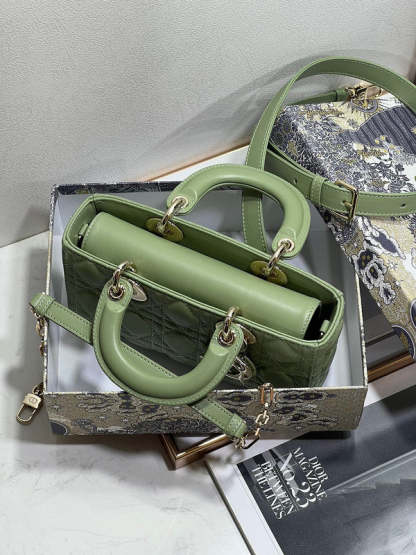 Disarh - Dir Bags - 702