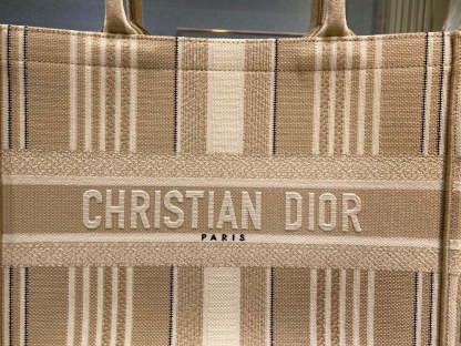 DI Medium Book Tote Beige, For Women, Women’s Handbags 14in/36cm CD