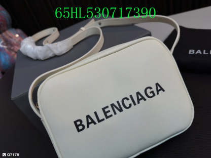 Disarh Fashion - BGA Bags - 1702