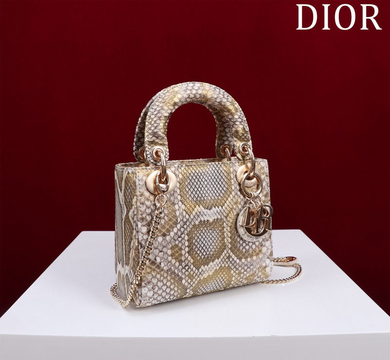 Disarh - Dir Bags - 101