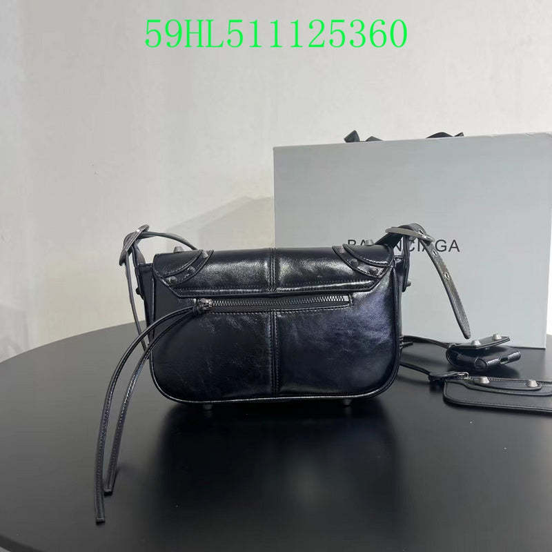 Disarh Fashion - BGA Bags - 1973