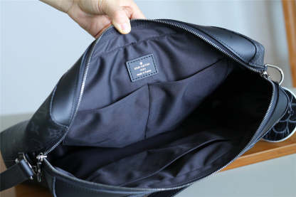 Disarh Fashion Lu-Vi bags - 9883