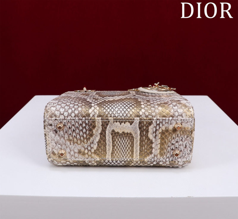 Disarh - Dir Bags - 101