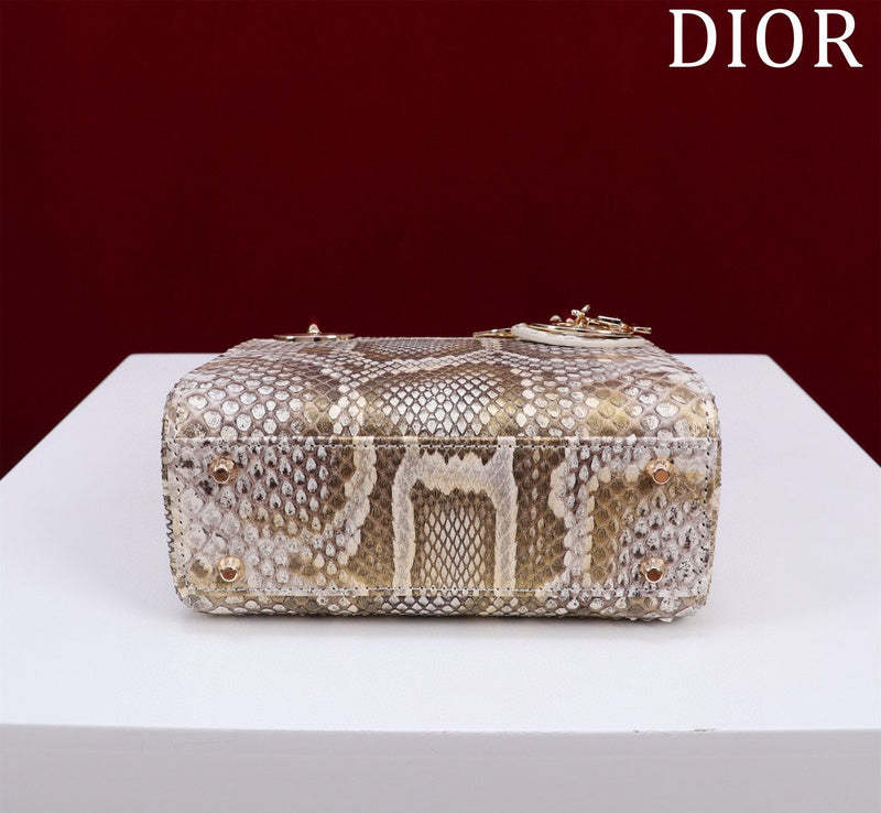 Disarh - Dir Bags - 101