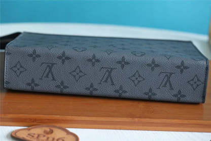 Disarh Fashion Lu-Vi bags - 10933