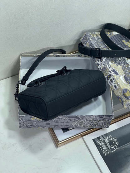 Disarh - Dir Bags - 503