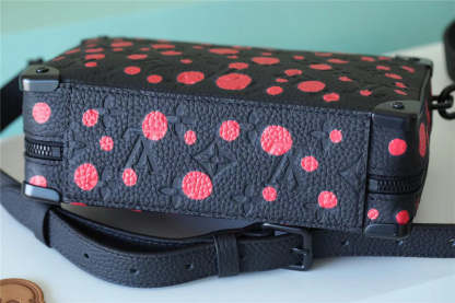 Disarh Fashion Lu-Vi bags - 9965