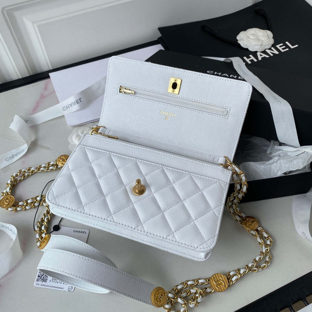 ChanelSmall Flap Bag Gold Hardware White For Women, Women’s Handbags, Shoulder Bags 7.5in/19cm AP2840