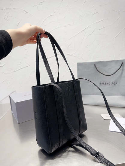 Disarh Fashion - BGA Bags - 1596