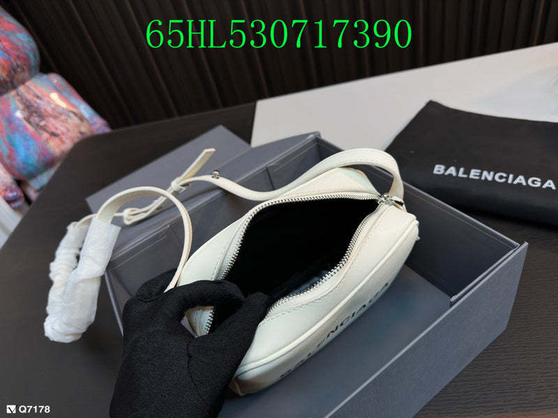 Disarh Fashion - BGA Bags - 1702