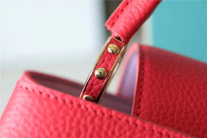 LV Capucines MM Taurillon Red For Women, Women’s Bags, Shoulder And Crossbody Bags 12.4in/31.5cm LV 