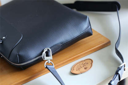 Disarh Fashion Lu-Vi bags - 9878