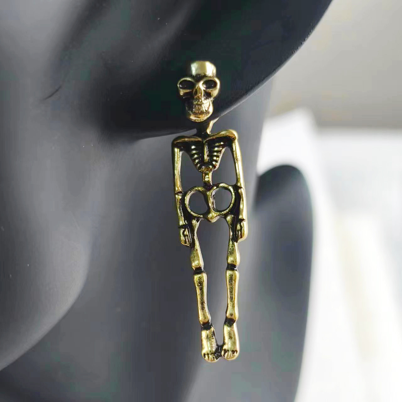 Unique Detachable Realistic Human Skull Skeleton Earrings For Women, Perfect For Halloween Parties