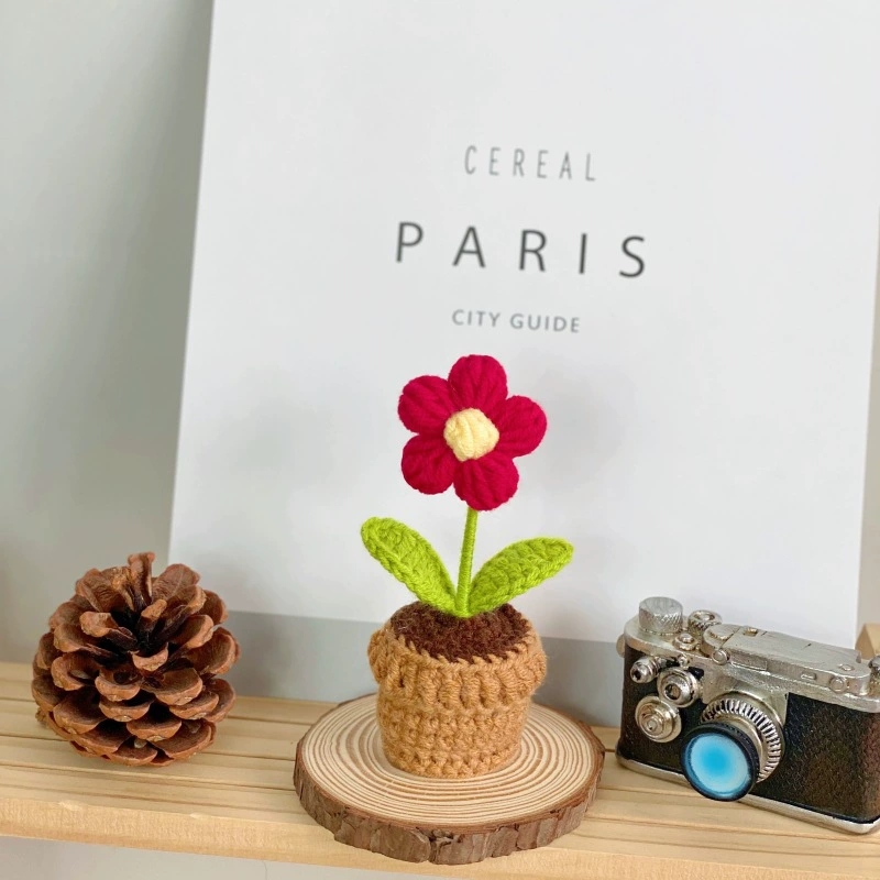Small Potted Crocheted Flower Potted Flower Decoration Creative Gift Ornaments Cute Small Ornaments