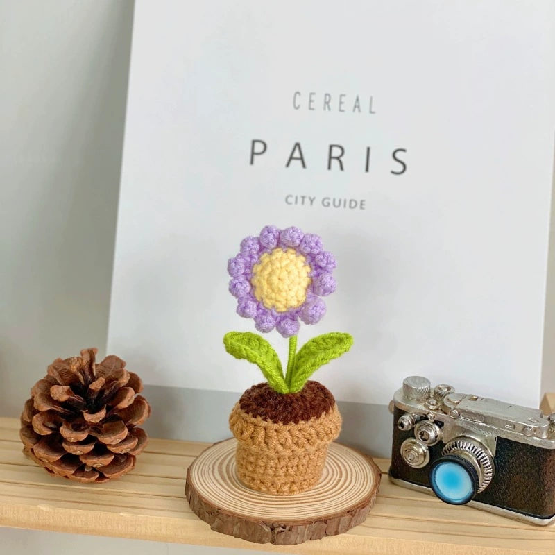 Small Potted Crocheted Flower Potted Flower Decoration Creative Gift Ornaments Cute Small Ornaments