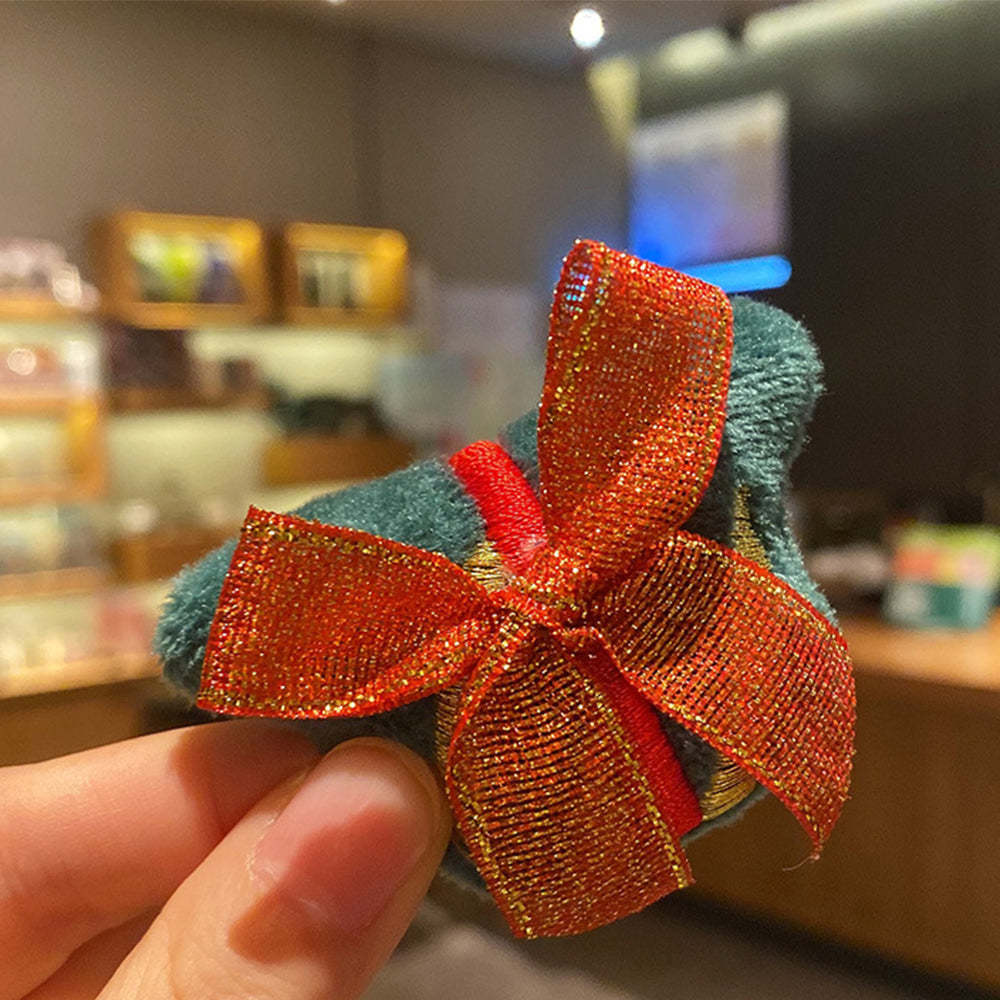 Christmas Brooches Pins Scarf Charm Jewelry New Year Gifts Christmas Presents