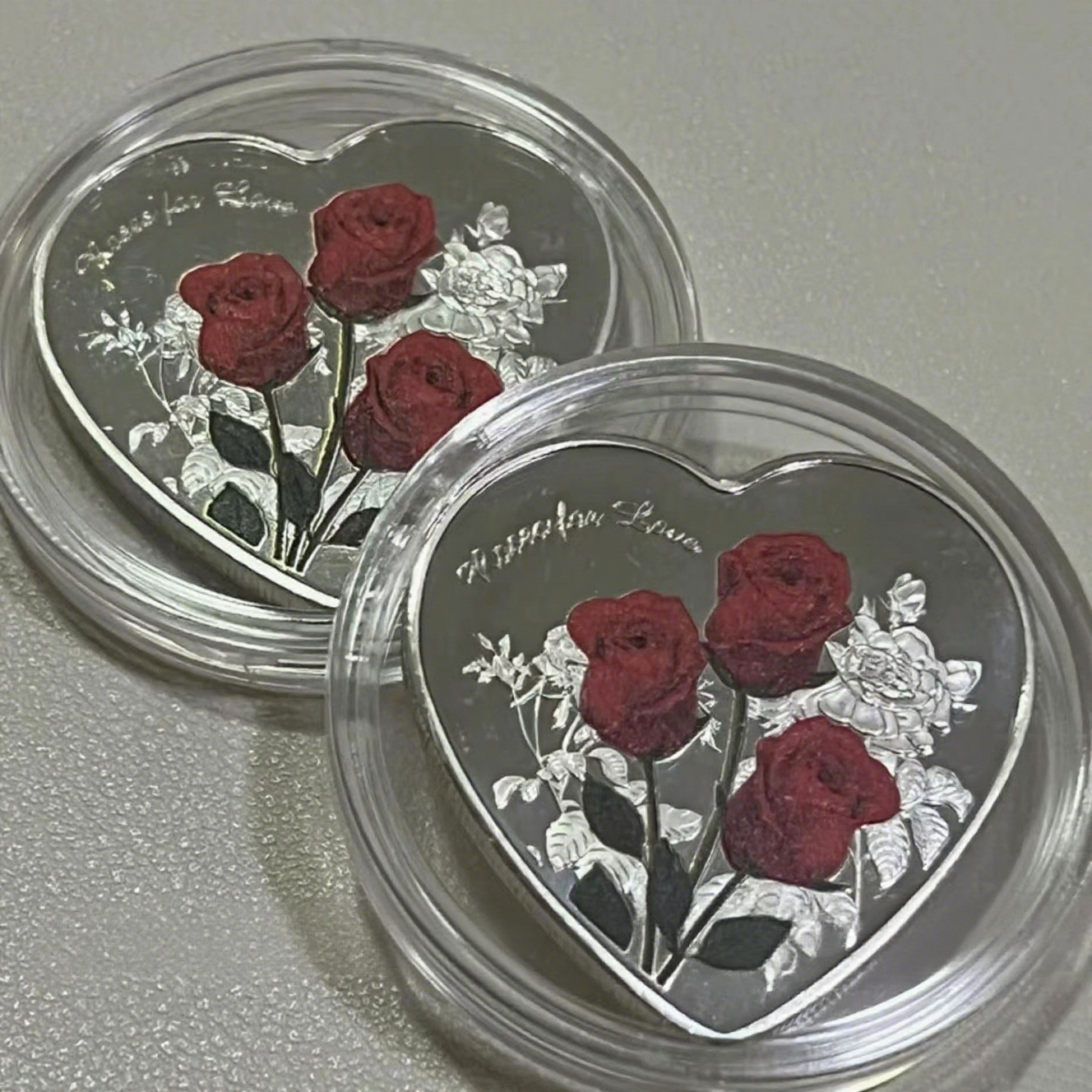 Heart-Shaped Rose Love Commemorative Coin Valentine'S Day Silver-Plated Painted Keychain Pendant Confession Coin 52 Kinds Of I Love You Coins