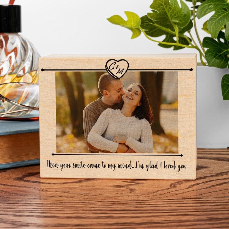 Photo Music Box with Personalized Song, Gifts for Boyfriend, Girlfriend, Couples | Christmas, Best Friend, Photo Gifts, Music Gifts for Mom