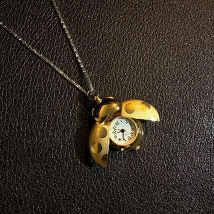 Vintage Ladybug Locket Watch Necklace, Functional Mini Beetle Pendant Quartz Clock Jewelry