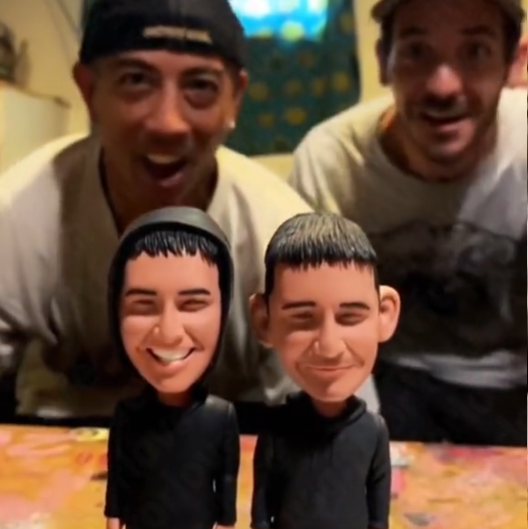 Double Bobblehead Fully Body Custom Bobblehead With Text Gift For Couple - PhotoMoonLamp