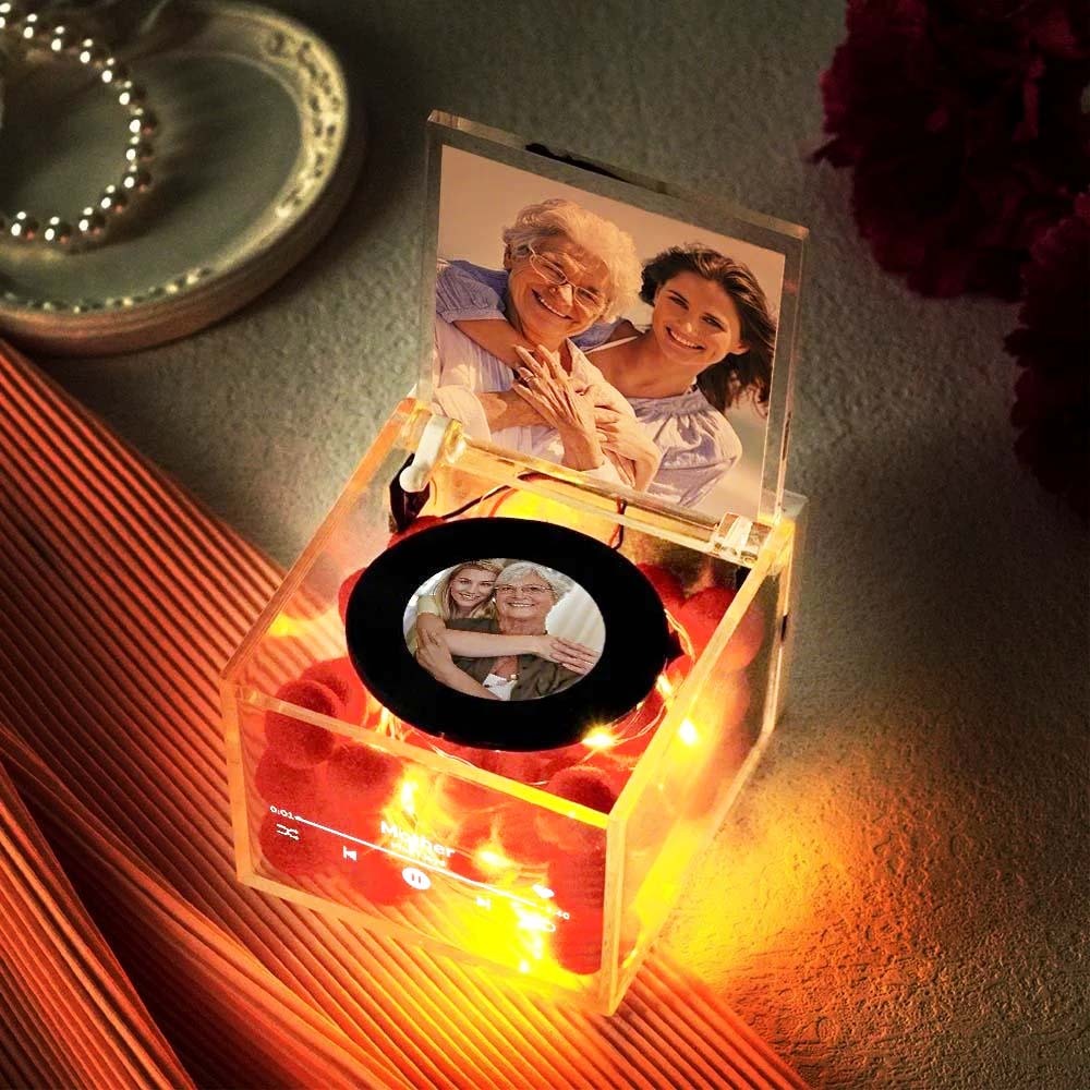 Custom Mini Vinyl Record Player in an Acrylic Box with Custom Name Cover Mother's Day Gift for Mum - PhotoMoonLamp