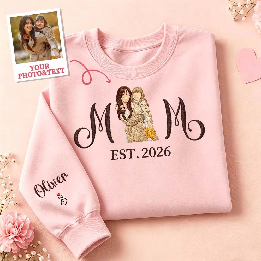 Custom Embroidered Mum Sweatshirt with Mum Kids Portrait - PhotoMoonLamp