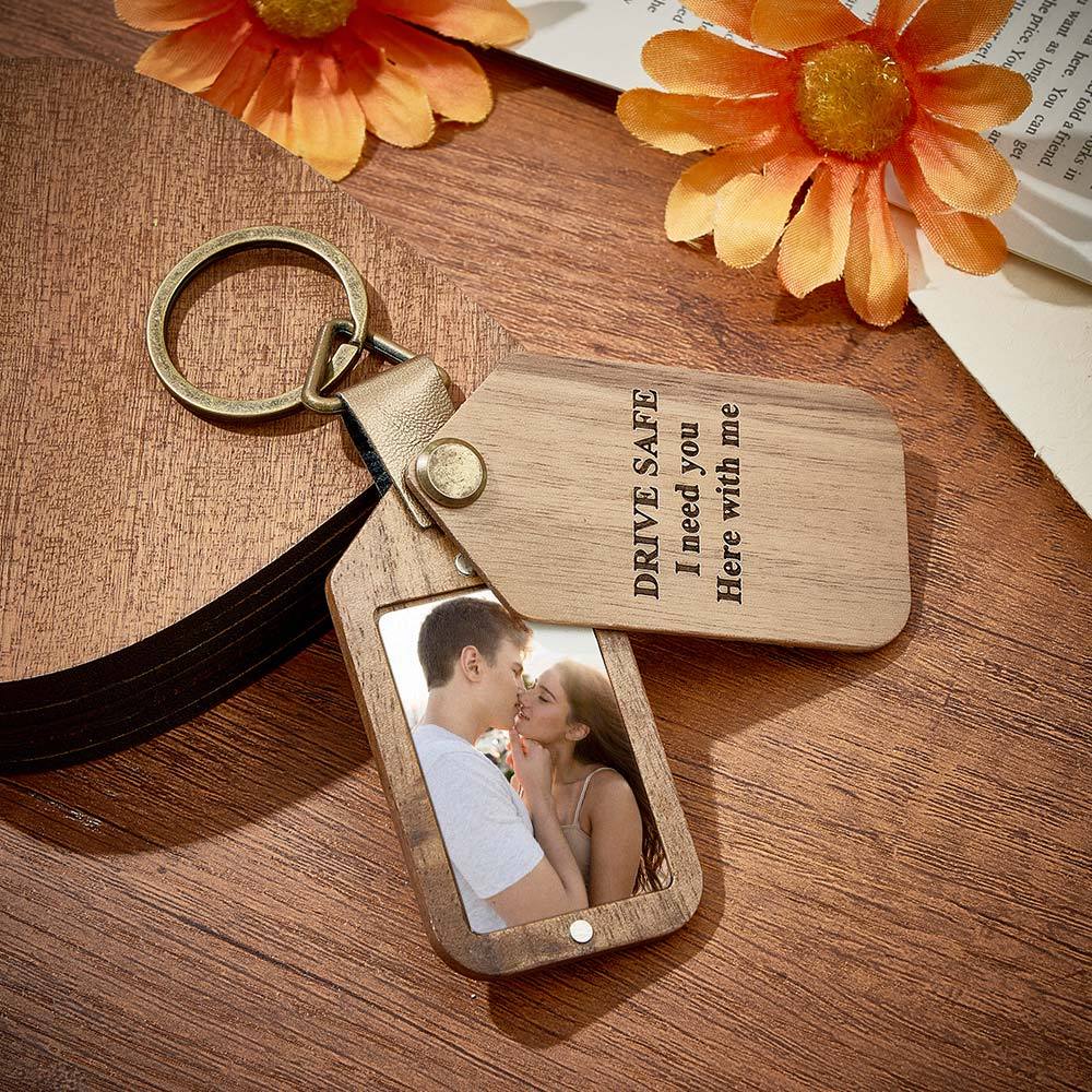 Personalized Photo Keychain Magnetic Engraved Keychain Valentine's Day Gifts for Him - photomoonlamp