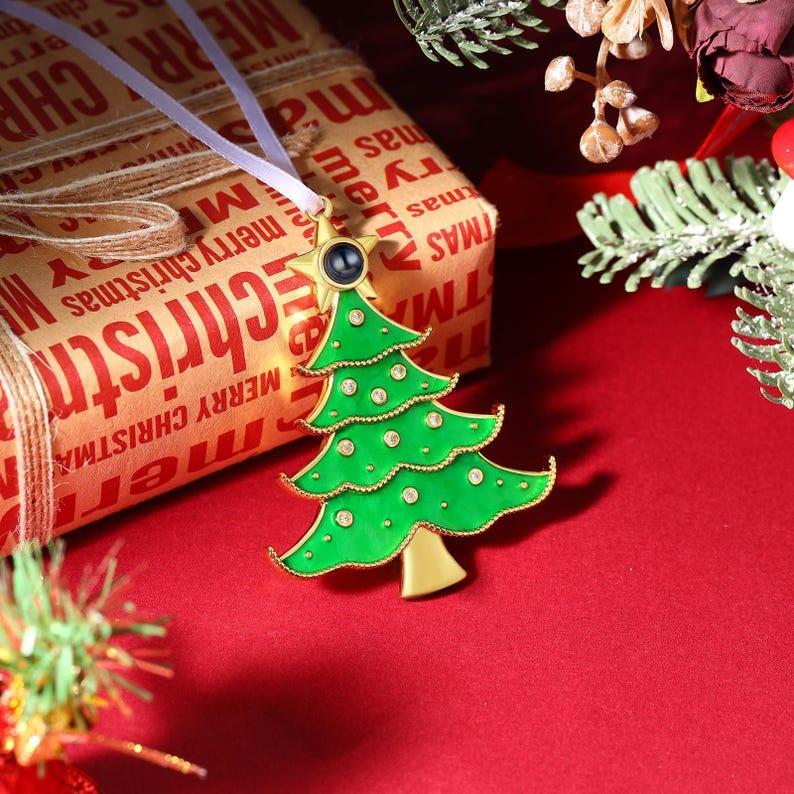 Personalized Christmas Decoration Photo Ornament,Christmas Tree Hanging,Photo Projection Pendant,Gifts for Family Mom Dad Friends