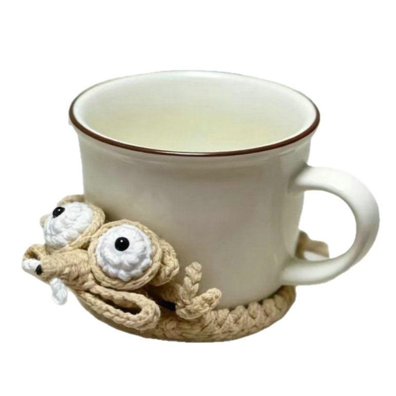 Cute Crochet Animal Coaster Handmade Knitted Squirrel Frog Lizard Cup Coaster Creative Cotton Drink Mat Desk Decor Gift