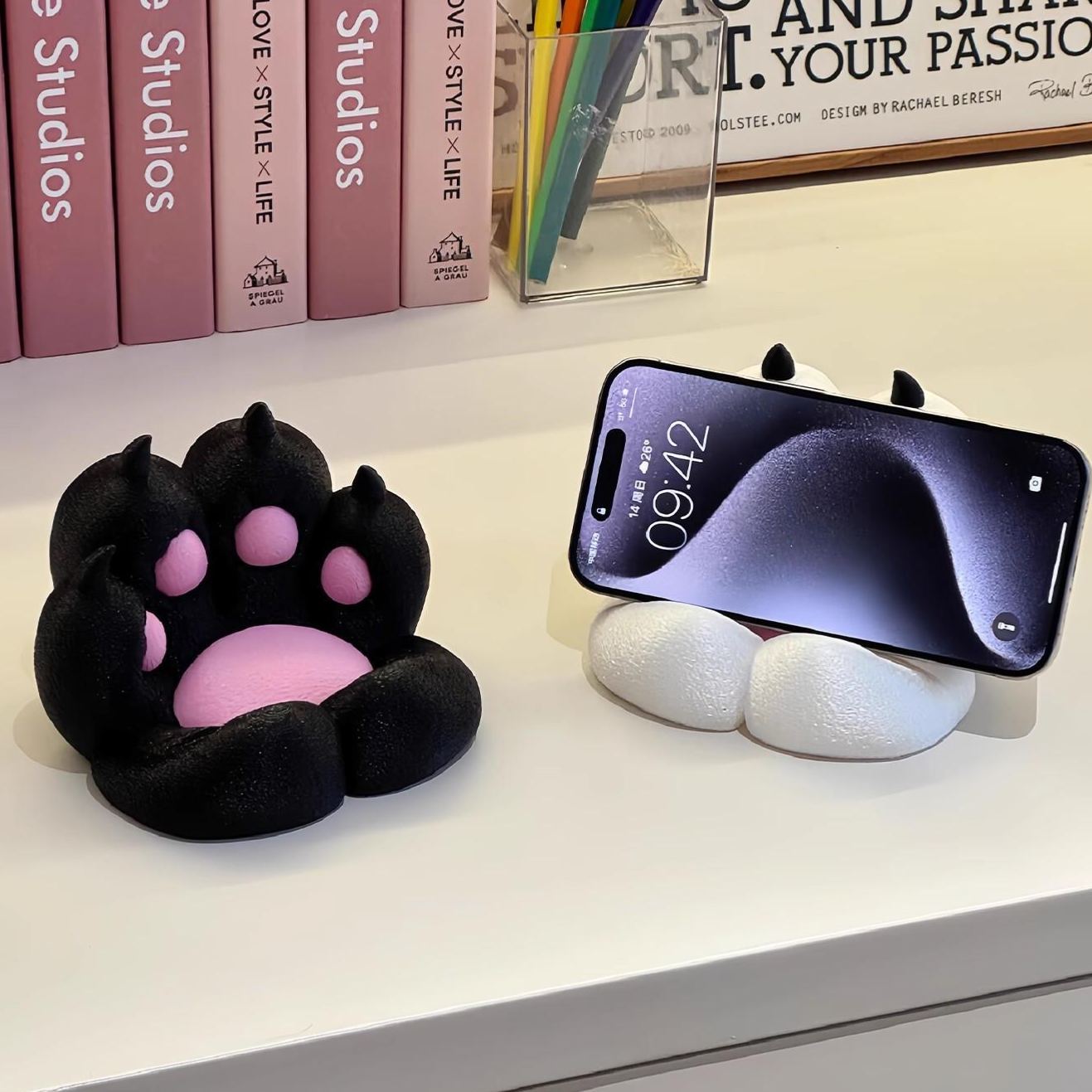 Cat Paw Phone Stand, Cute Desktop Phone Holder, Creative Animal Design Mobile Stand, Decorative Desk Accessory for Home Ornament